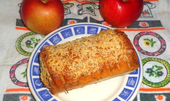 Батон фаршированный мясом и овощами