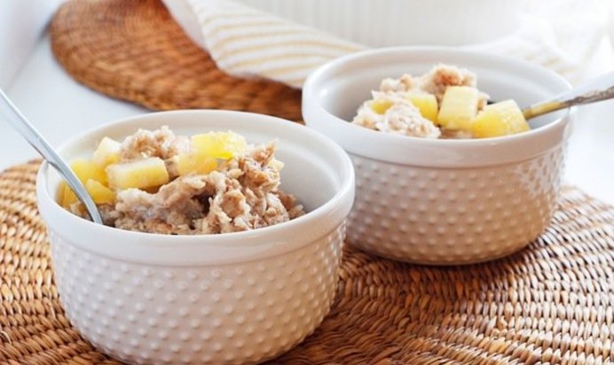 Овсянка с ананасом и кокосовым молоком