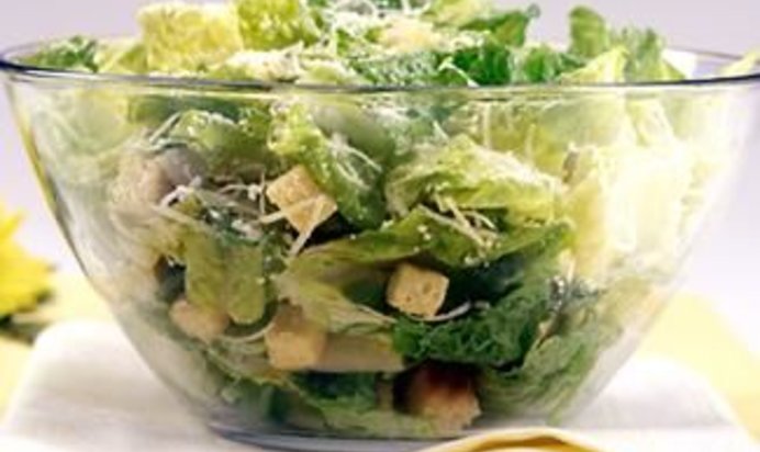 Салат Цезарь. Классический рецепт