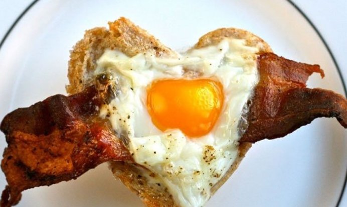Яичница Сердце