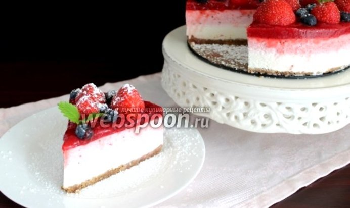 Торт без выпечки «Клубничное настроение»