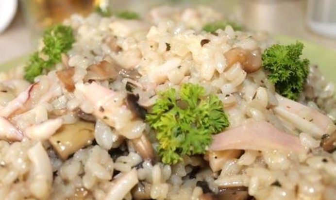 Ризотто с кальмарами