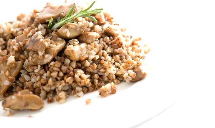 Гречка с белыми грибами