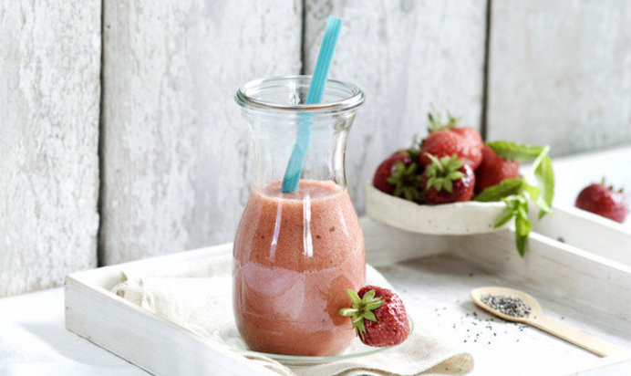 Коктейль-смузи «Клубничный»