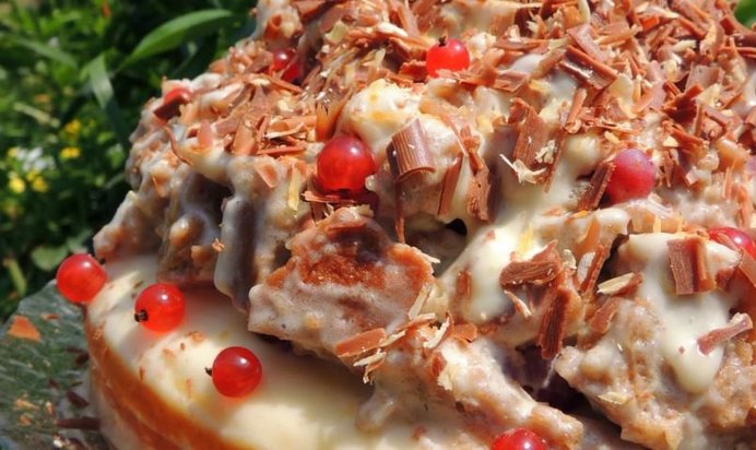 Торт 3 ягодки для дочки