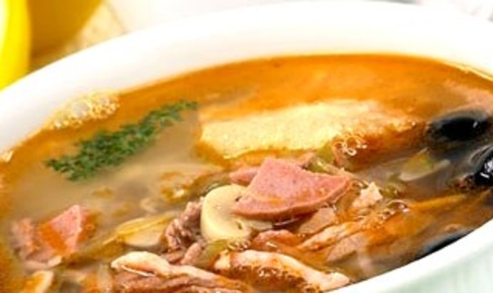 Солянка на ребрышках