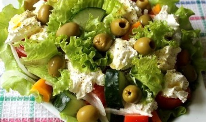 Греческий салат на итальянский лад