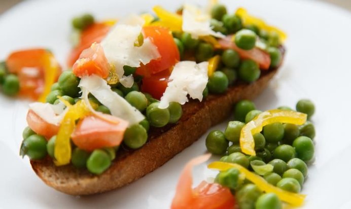 Бобы на тосте