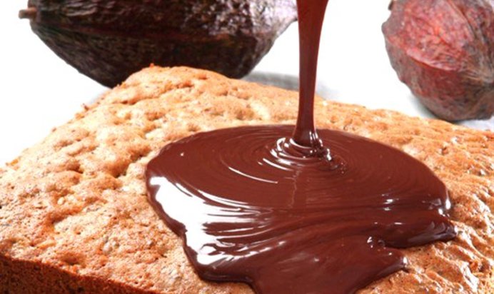 Ореховый торт с шоколадом и оливковым маслом