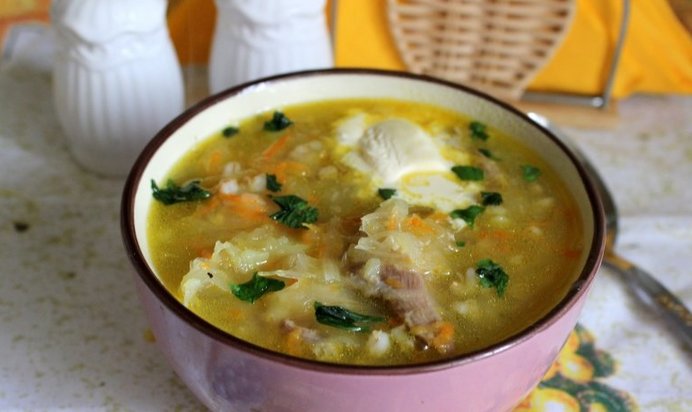 Кислые щи с перловкой