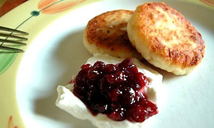 Сырники с изюмом