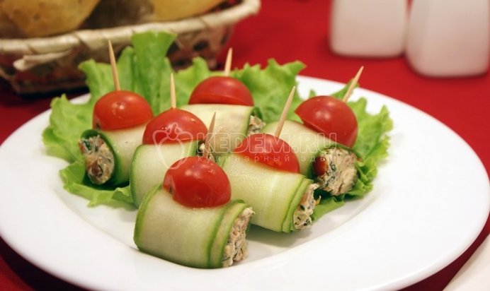 Вишневый хлеб с бананами и орехами