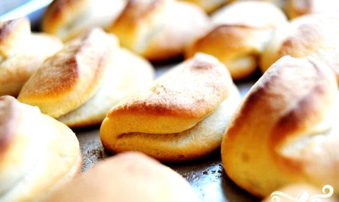 Домашние дрожжевые булочки