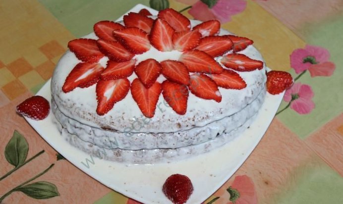 Торт Клубничка