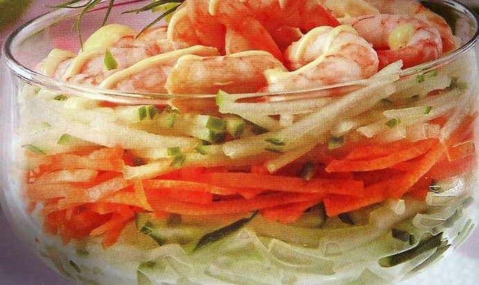 Салат-коктейль с креветками