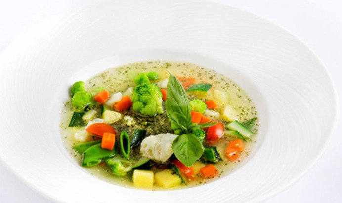 Суп минестроне с песто