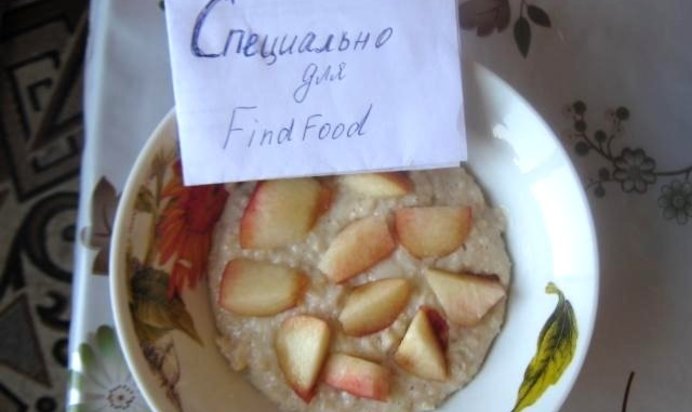 Овсяная каша с инжирным персиком