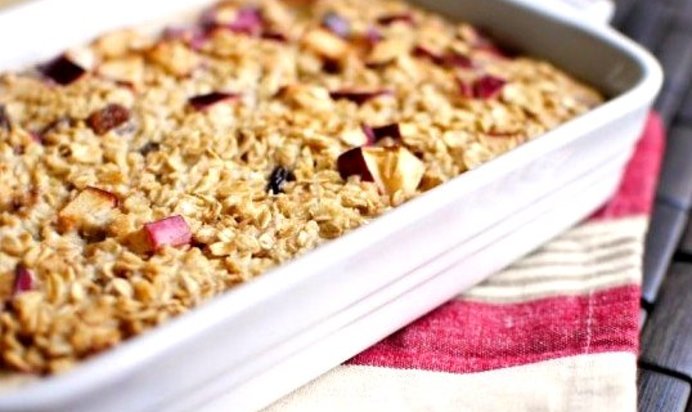 Овсянка с яблоками