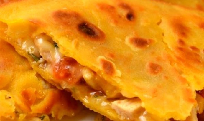 Кесадилья с курицей и овощами