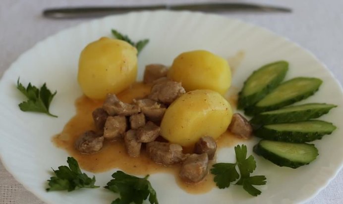 Гуляш из свинины