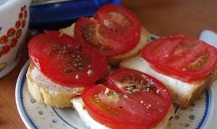 Простейший летний бутерброд