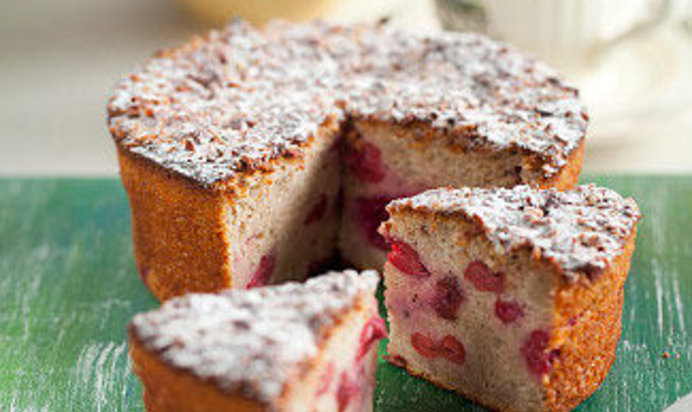 Вишневый пудинг с черным хлебом