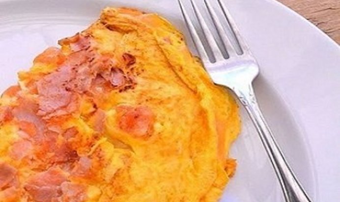 Омлет на сковороде