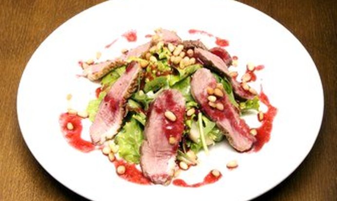 Клубнично-медовая салатная заправка