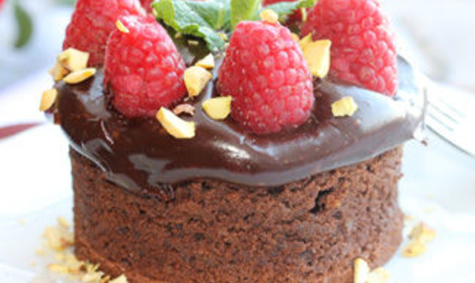 Шоколадно-миндальные пирожные