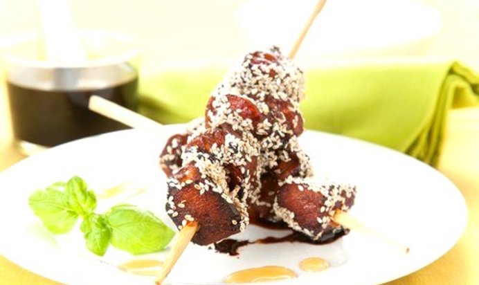 Куриные шашлыки в кунжуте