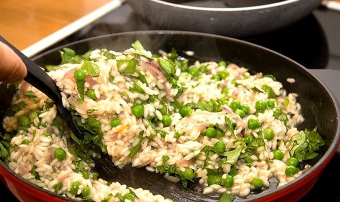 Ризотто с горохом и беконом