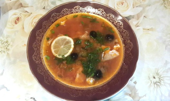 Рыбная солянка