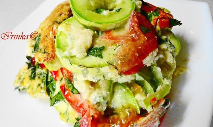 Омлет с кабачками и помидорами