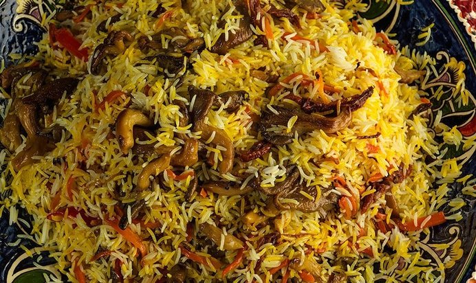 Плов с вешенками