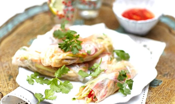 Весенние роллы из холодного шашлыка