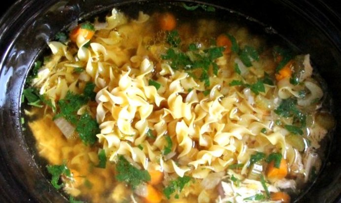 Куриный бульон с вермишелью