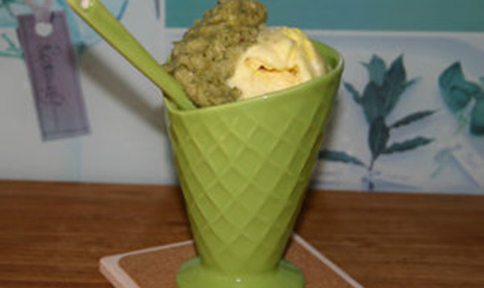 Ананасовый шербет с лимонно-сельдереевым песто