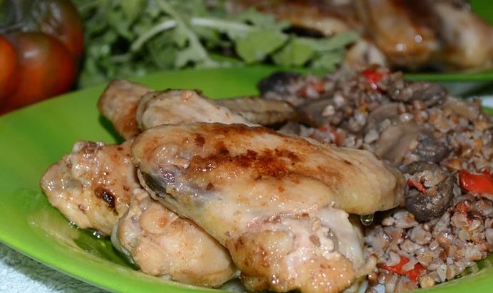 Гречка с курицей и грибами из мультиварки