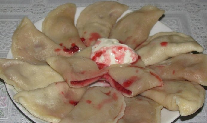 Вареники с малиной