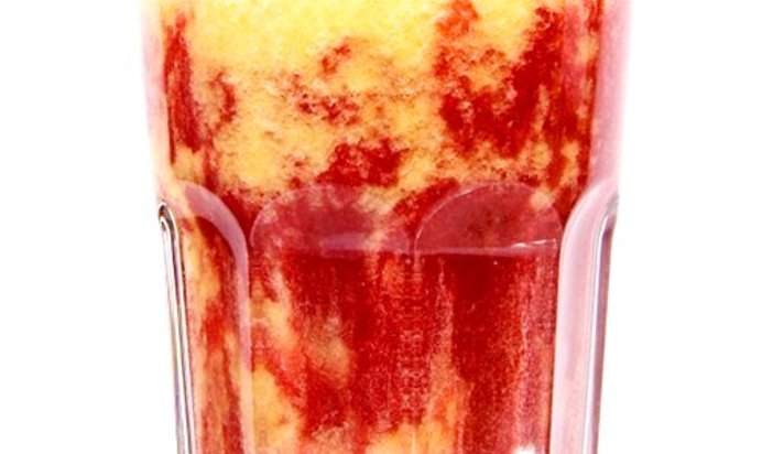 Красный коктейль