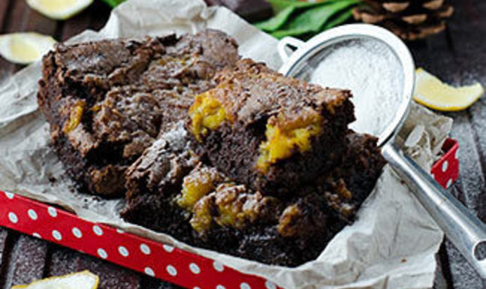Брауни с лимонным курдом