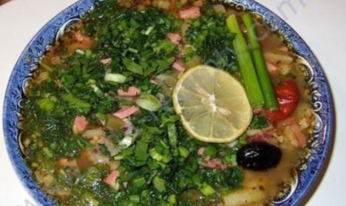 Жидкая солянка из говядины (секогитёнгорь)