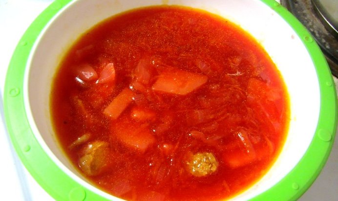 Борщ домашний с чесноком