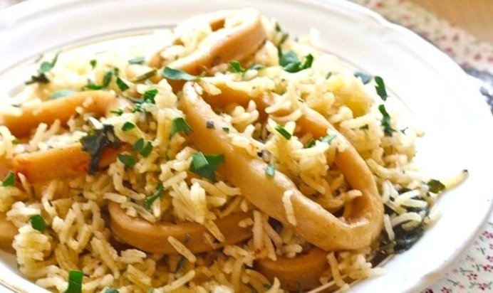 Плов с кальмарами