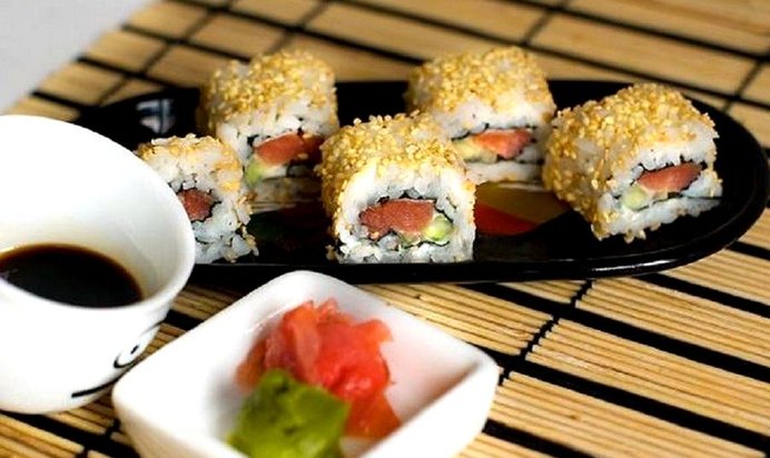 Роллы урамаки