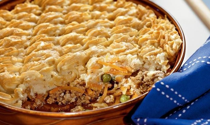 Пастуший пирог (shepherds pie), запеканка из картофеля и бараньего фарша