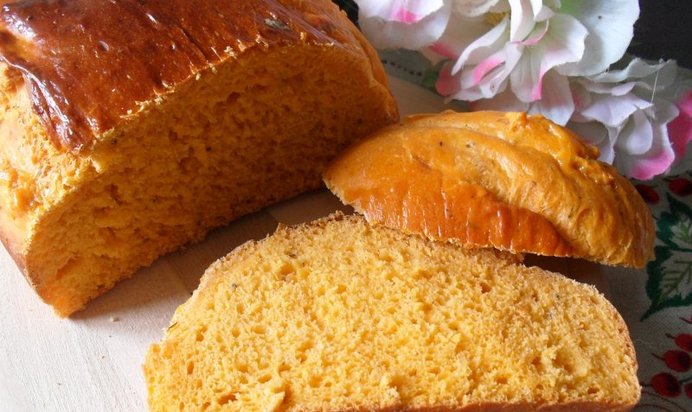Томатный хлеб с прованскими травами