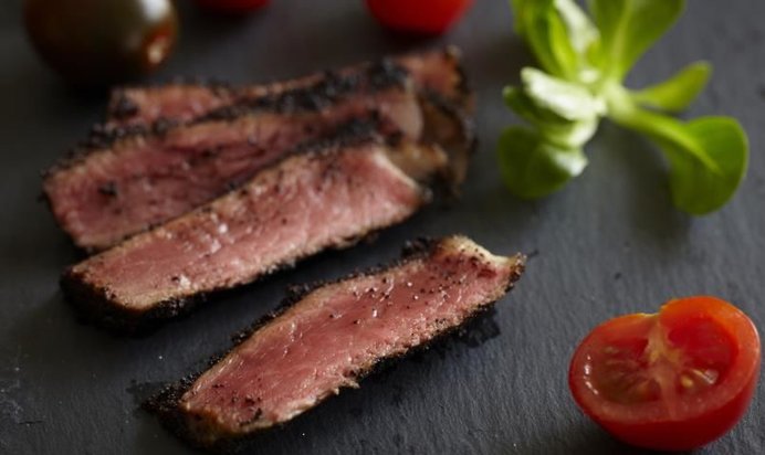 Стейк с кофейной корочкой