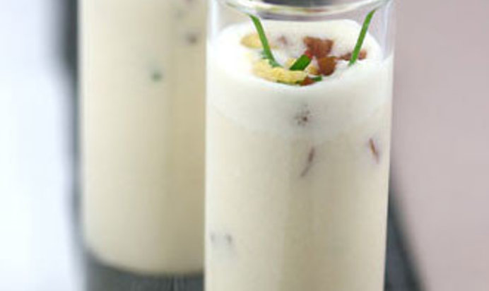 Белый гаспачо с миндалем (ахобланко малагуено)