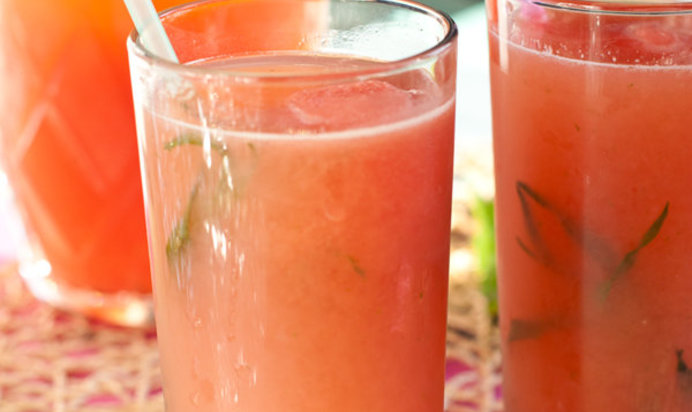 Лимонад из грейпфрута и тархуна